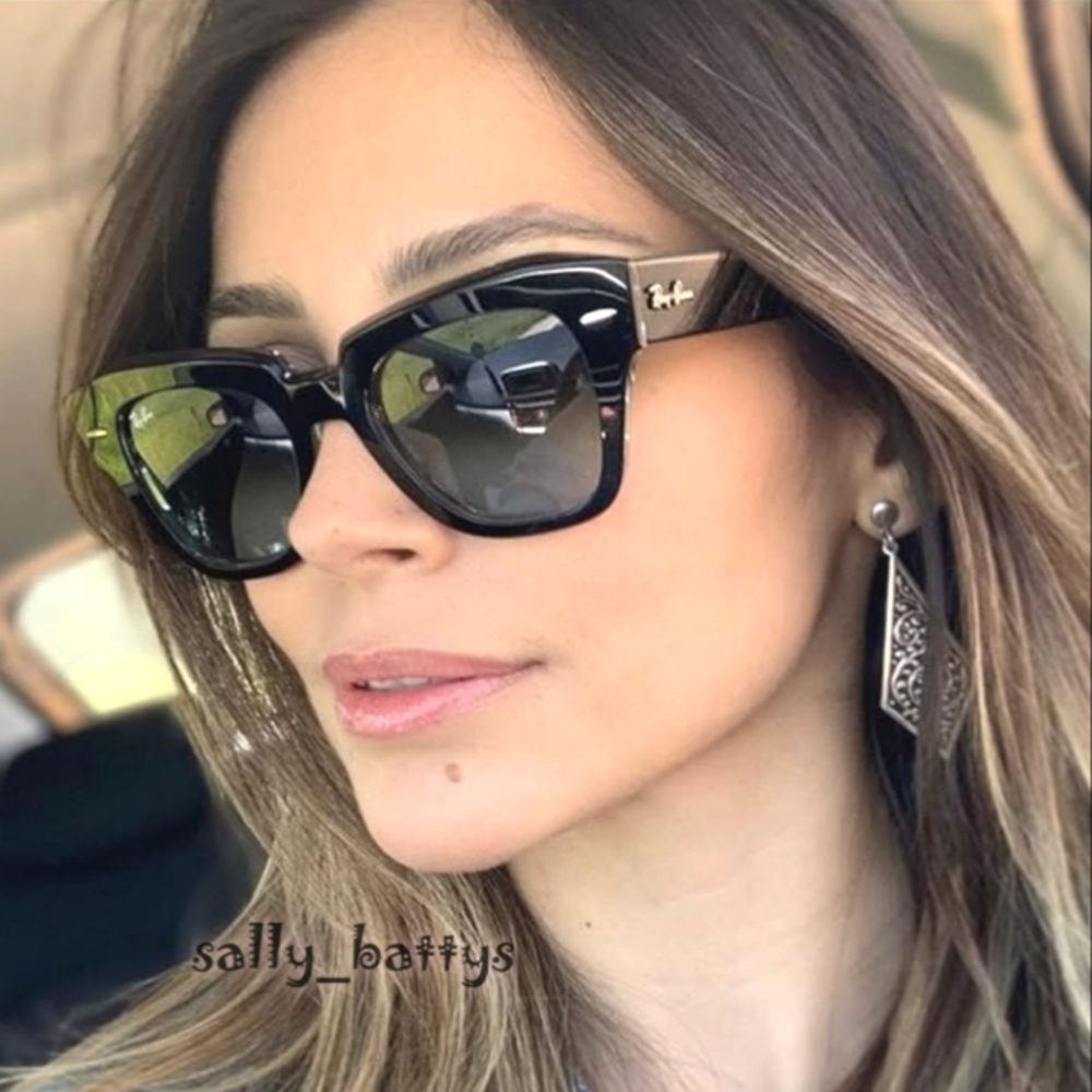 Ray-Ban Black Sunglasses